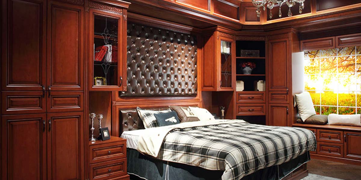 Transitional PP Medium Wood Hinged Wardrobe
