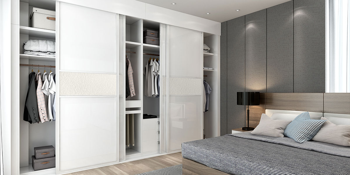 White Lacquer Sliding Door Wardrobe