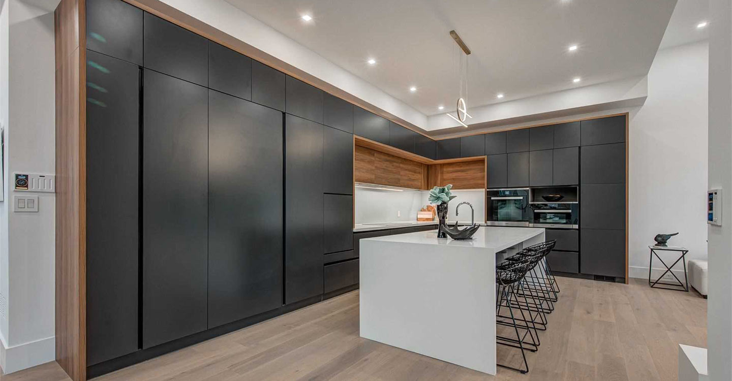 Modern Custom Built Home Project in Oakville, Canada