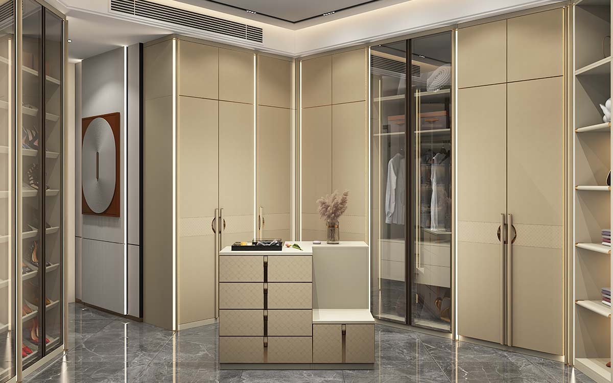 Luxury Walk in Closet with Island Luxury Walk in Closet with Island