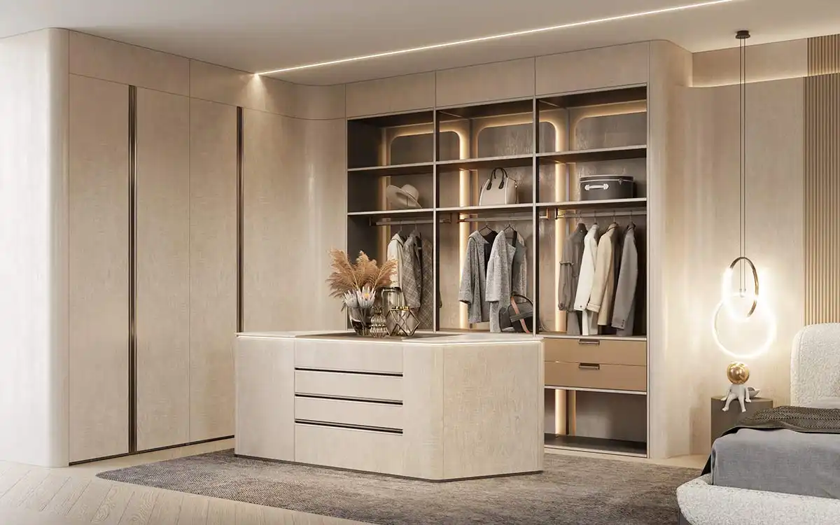 Luxury Walk in Closet